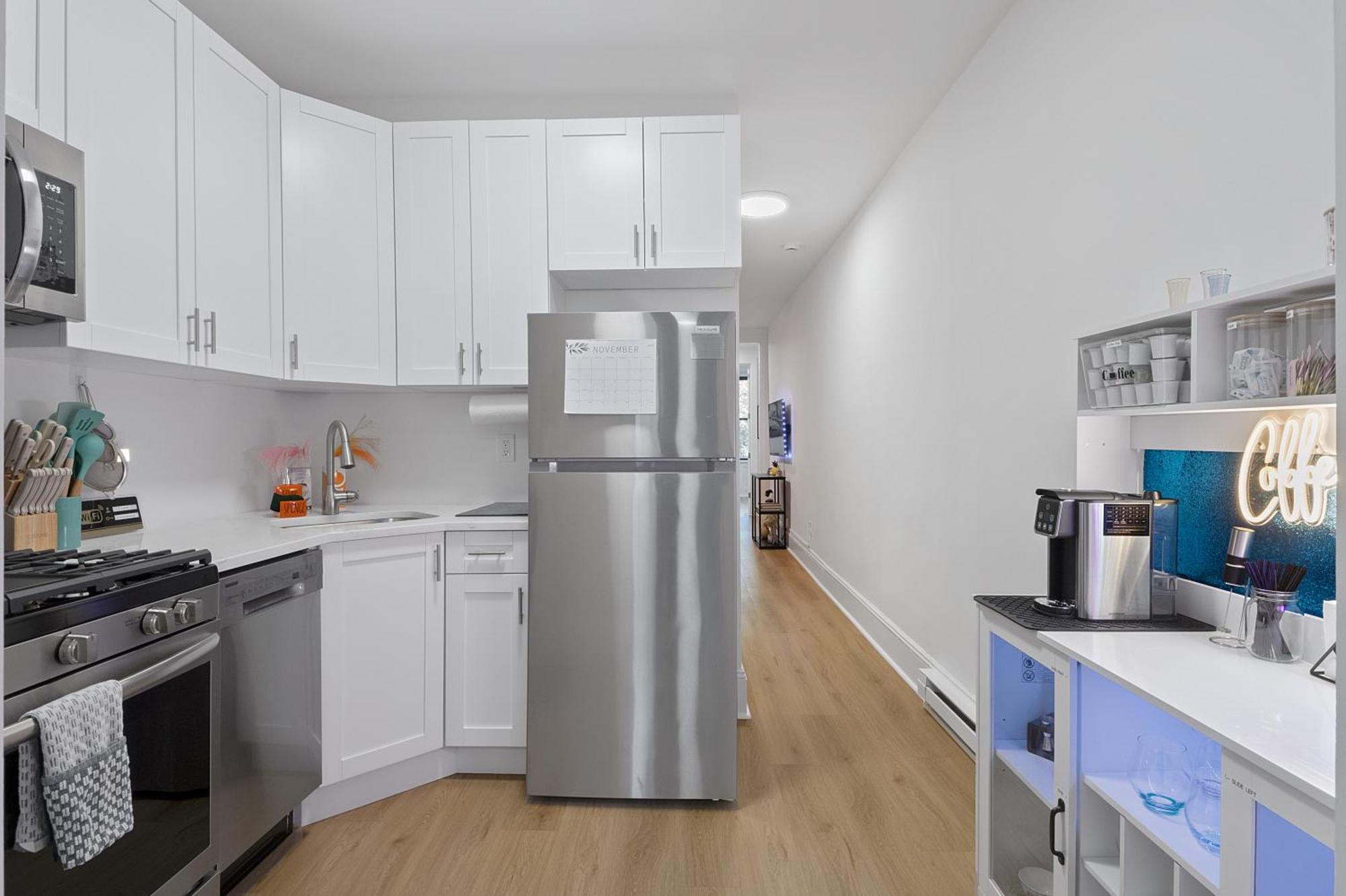 Апартаменты Funky & Colorful Urban Getaway, 20 Minutes To Nyc Хобокен Экстерьер фото