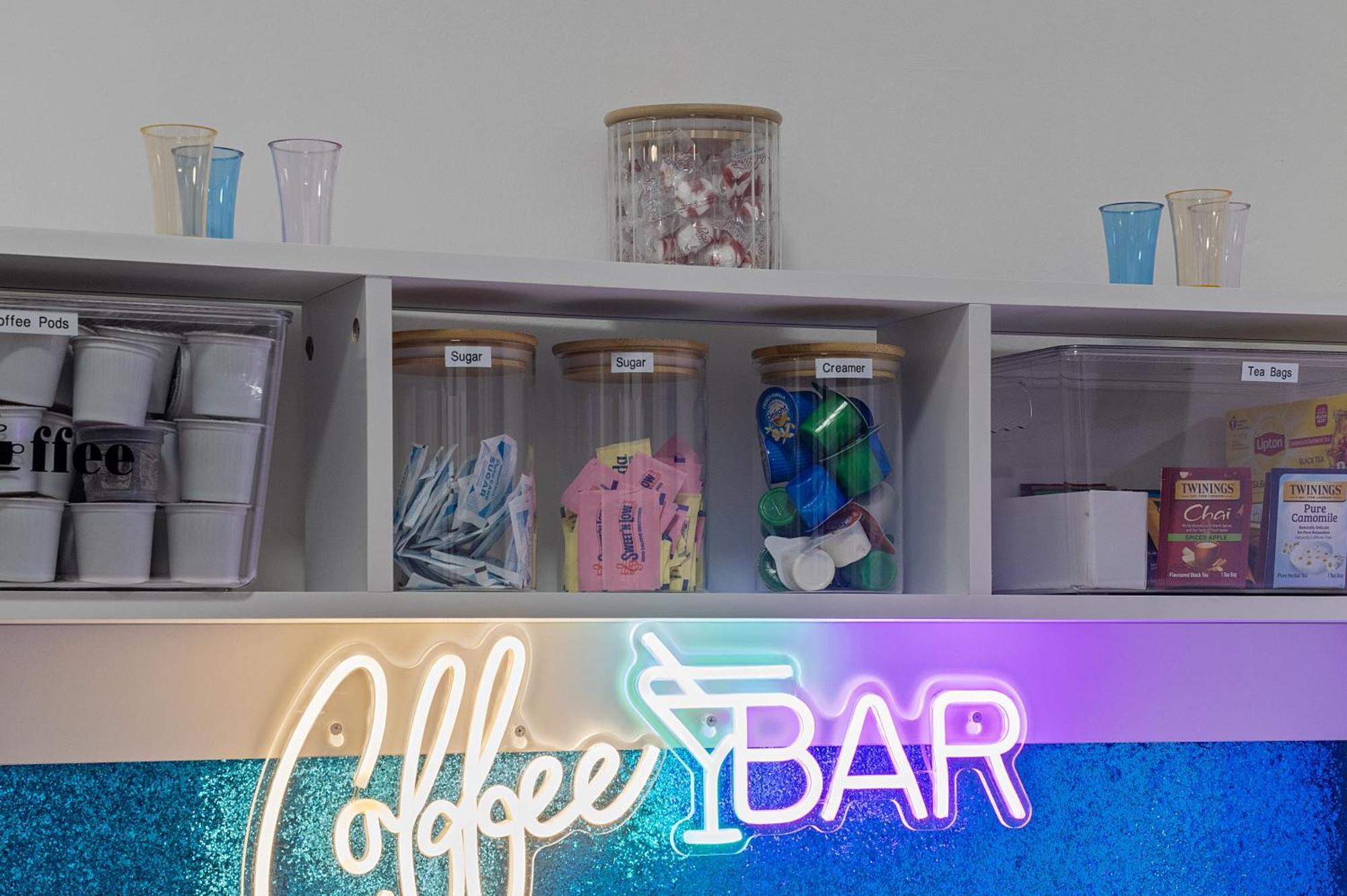 Апартаменты Funky & Colorful Urban Getaway, 20 Minutes To Nyc Хобокен Экстерьер фото